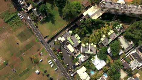 Volando-sobre-la-zona-residencial-de-Isla-Mauricio