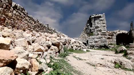 Die-ayyubid-Castle-von-Ajloun-im-Norden-Jordaniens,-erbaut-im-12.-Jahrhundert,-Naher-Osten