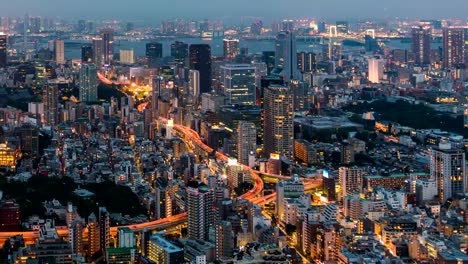 Zeitraffer-der-Skyline-mit-dem-Tokyo-CBD.