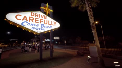 welcome-to-fabulous-las-vegas-sign-at-nigh