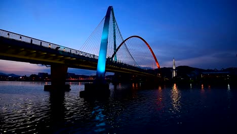 Daejeon-Expo-bridge-and-meadow,South-Korea