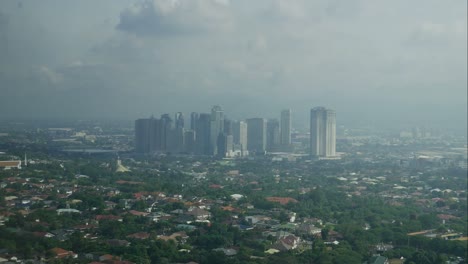 Tráfico-y-paisaje-urbano-en-Manila