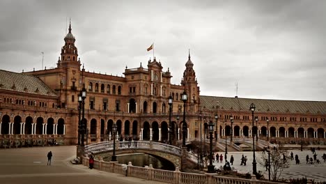 Panorama-of-Plaza-de-Espana-in-Seville,-Andalusia,-Spain