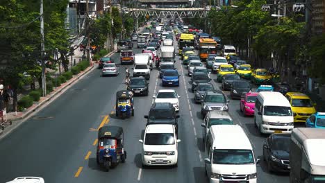 road-traffic-on-the-roads-of-the-city.-crowded-roads,-traffic-jams