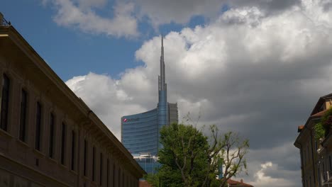 day-time-milan-city-downtown-street-view-slow-motion-panorama-4k-italy