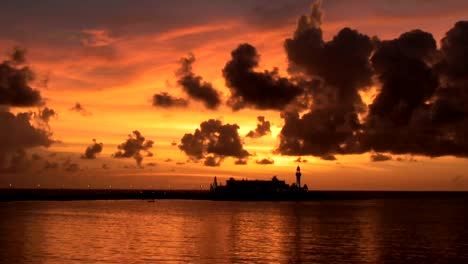 Haji-Ali-Moschee-in-Sonnenuntergang