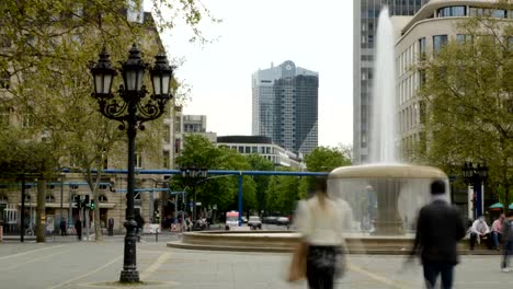 Frankfurt-fountain-Zeitraffer-zoom