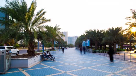 tourist-street-time-lapse-de-abu-dhabi