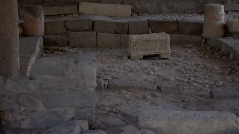 Small-Altar-in-Center-of-Ancient-Temple