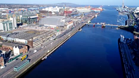 Gebäude,-3Arena-und-Dublin-Hafen