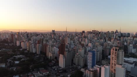 Aerial-View-of-Sao-Paulo-Stadt,-Brasilien