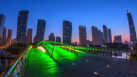 lapso-de-tiempo-de-4-k-vista-de-Songdo-Central-Park-en-la-ciudad-de-Incheon-de-Corea-del-sur