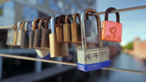 Love-padlocks-on-a-bridge-over-a-canal-in-Birmingham.