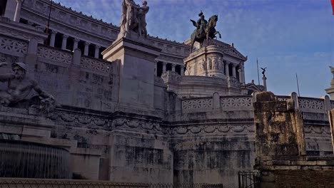 Rome-City-at-Piazza-Venezia-Timelapse,-Rome,-Italy