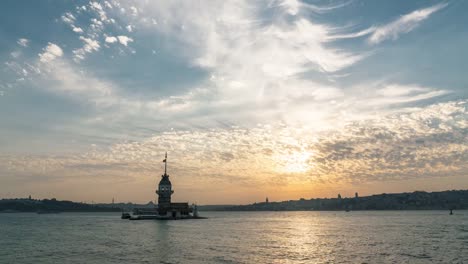 4k:-Time-lapse-of-Maiden's-Tower,-Istanbul