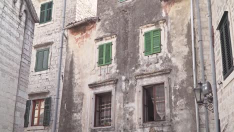 Kotor,-Montenegro.-View-of-the-old-walls-of-the-city