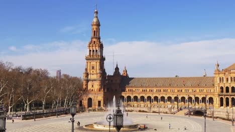 Sevilla-berühmten-Sehenswürdigkeiten-Plaza-de-Espana-Sonne-Licht-4-k-Spanien