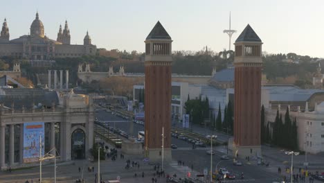 Sonnigen-Tag-barcelona-shadow-placa-von-Spanien-Verkehr-auf-4-k-Spanien