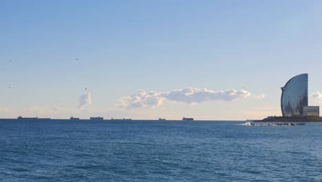 sun-light-barcelona-berühmten-beach-hotel-sea-panorama-\"4-k-Spanien