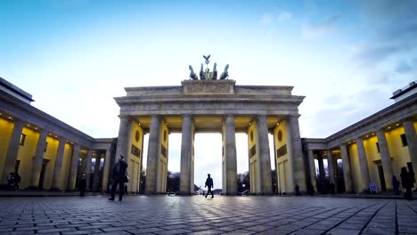 Puerta-de-Brandenburgo-en-Berlín,-Alemania