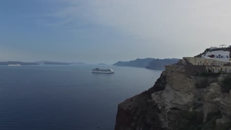 Sea,-white-and-blue-in-OIA-city