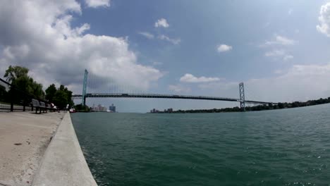 detroit-ambassador-bridge-time-lapse