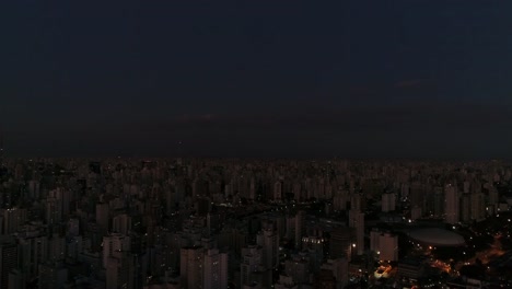 Abenddämmerung-Himmel-in-Stadt-Sao-Paulo,-Brasilien