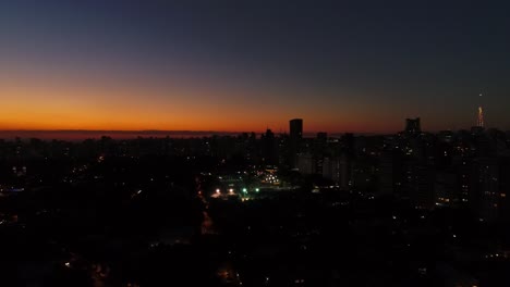 Aerial-View-Sao-Paulo-City-Sonnenuntergang-pünktlich,-Brasilien