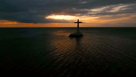 Catholic-cross-in-the-sea