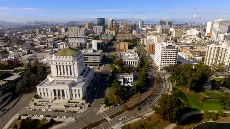 Oakland-California-Downtown-City-Skyline-Lake-Merritt-San-Francisco