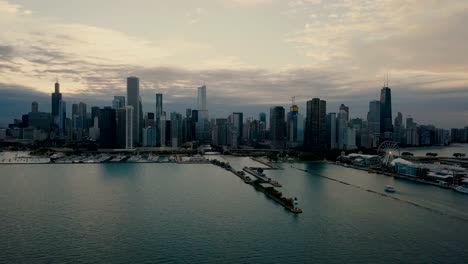 Chicago---vista-aérea-de-la-Bahía-al-atardecer