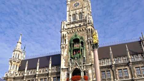 New-Town-Hall-(Neues-Rathaus)-on-Marienplatz-in-Munich