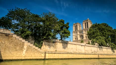 Notre-Dame-y-río-Sena-time-lapse