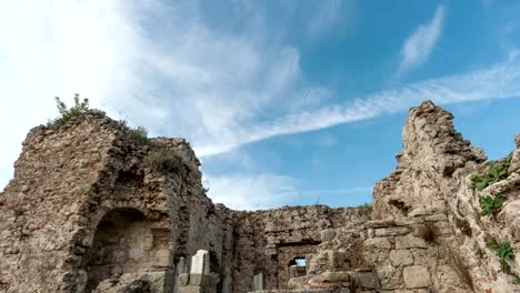 Ruinas-y-cielo