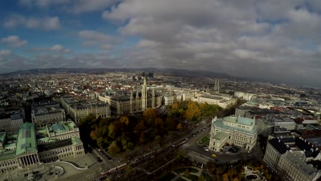 Berühmte-Gebäude-in-Wien-von-oben