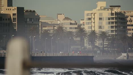 Focus-pull-to-urban-scene-in-Cape-Town