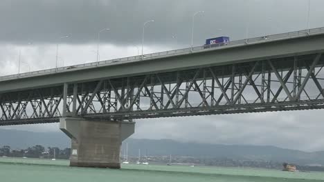 Puente-del-puerto-de-Auckland,-Nueva-Zelanda