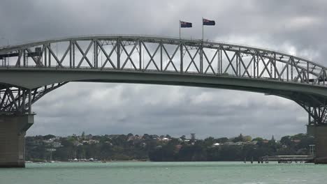 Auckland-Harbour-bridge,-New-Zealand