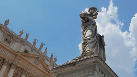 Ciudad-del-Vaticano,-St-De-Peter-Plaza