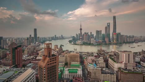 china-sunset-twilight-shanghai-cityscape-famous-bay-roof-top-panorama-4k-time-lapse