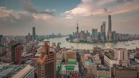 Crepúsculo-del-atardecer-China-shanghai-panorama-superior-de-paisaje-famoso-techo-Bahía-4k-lapso-de-tiempo