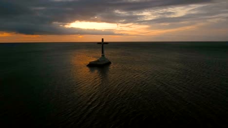 Catholic-cross-in-the-sea