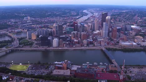 Aerial-view-of-Pittsburgh,-Pennsylvania