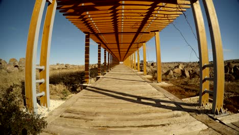 entrada-central-de-Gebekli-tepe,-en-las-afueras-de-la-antigua-ciudad-árabe-en-el-sur-de-Turquía