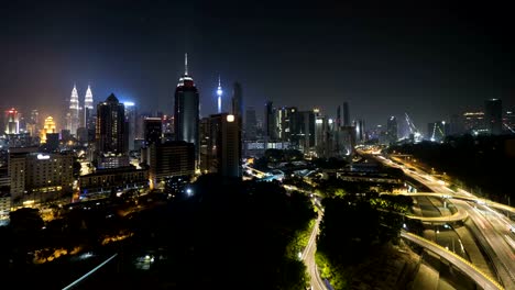 skyline-von-Kuala-Lumpur-bei-Nacht