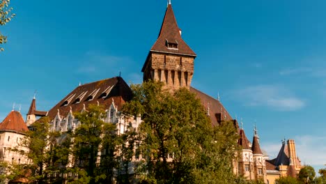 Castillo-de-Vajdahunyad,-Budapest,-Hungría