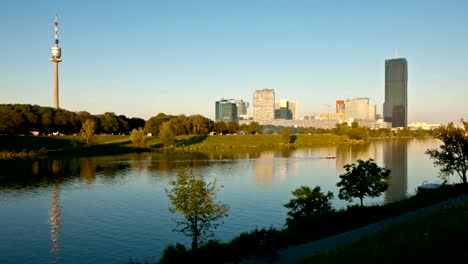 Lapso-de-tiempo,-en-Vienna-Danube-Island