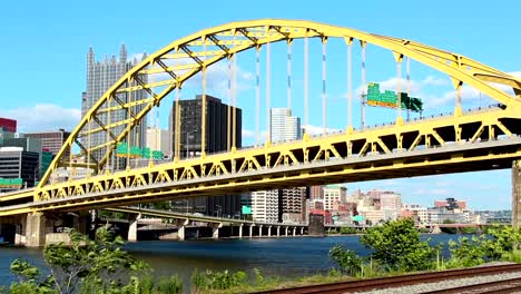 Fort-Pitt-Bridge-Timelapse