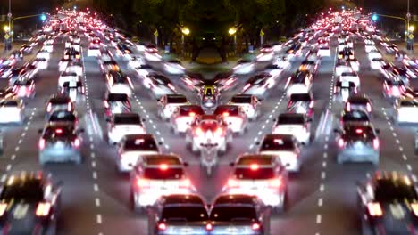 El-tráfico-en-la-ciudad-de-noche.-Avenue-Time-Lapse,-simétrico