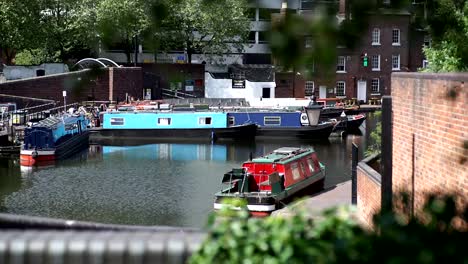 Gas-Street-Basin,-Birmingham,-England.